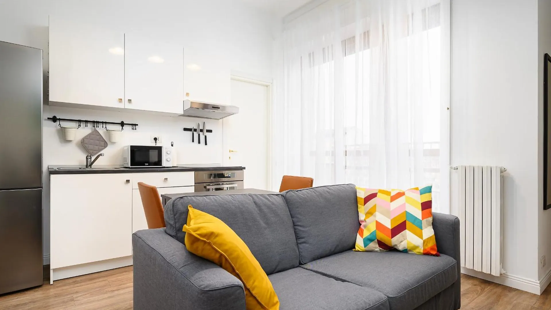 Classbnb - Bright Apartment In The Moscova Area ميلان